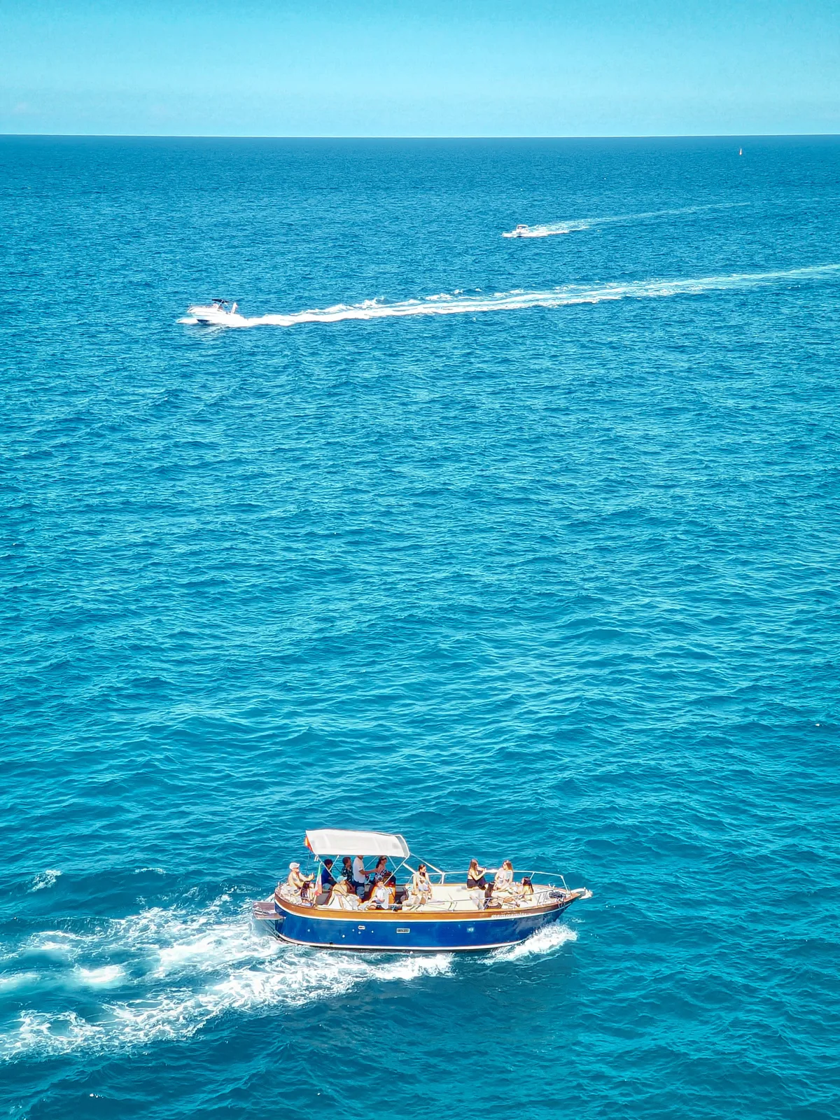 Crossing Wakes — Polignano a Mare — Italy