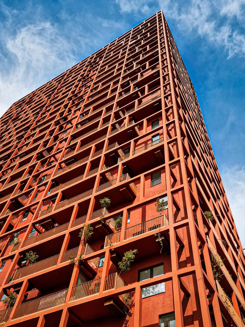 Red Grid Rising